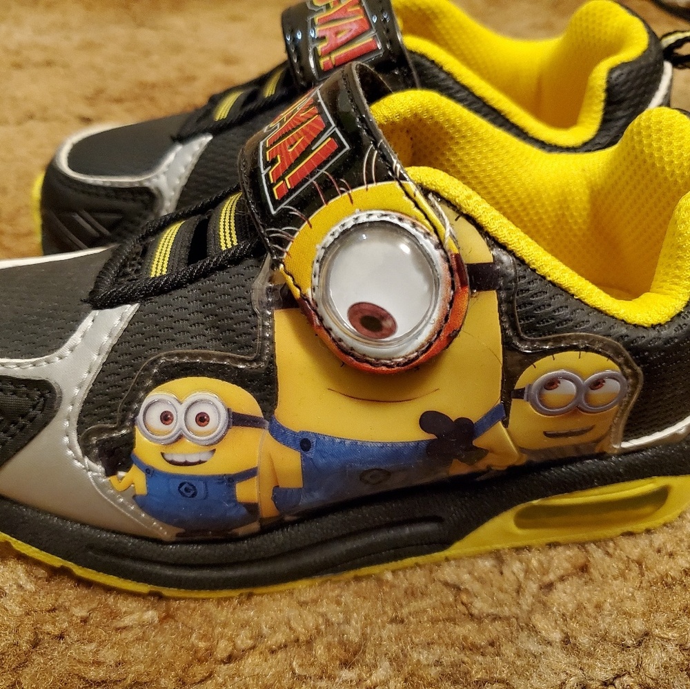 Boys Tennis Shoes